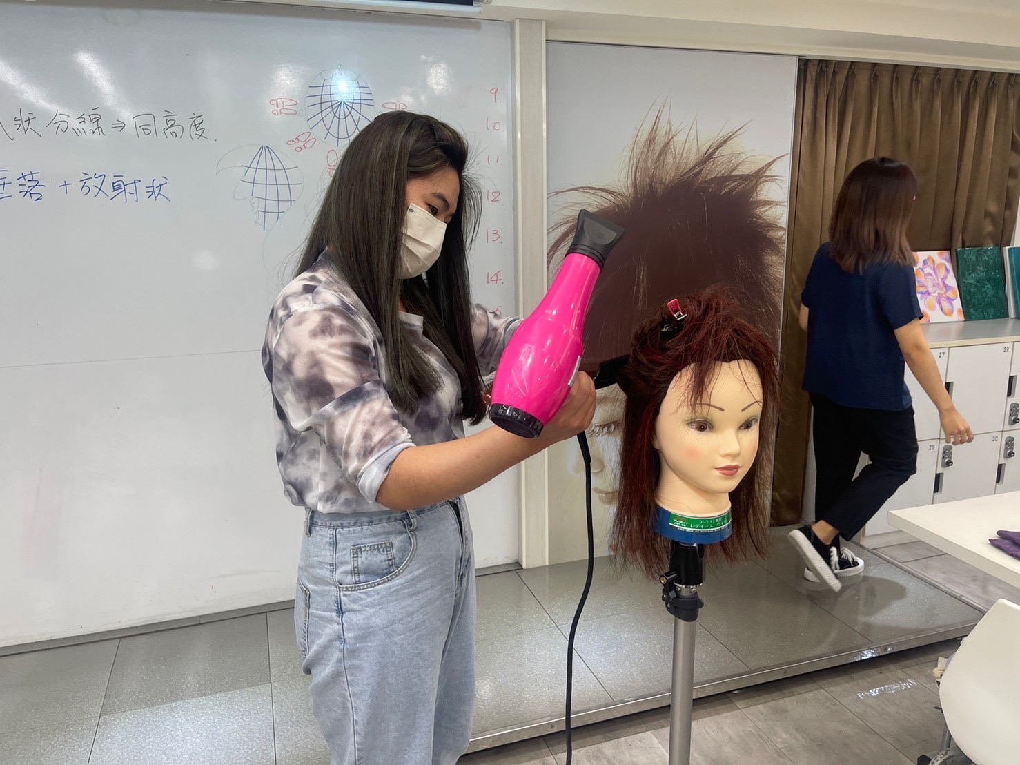 Gặp gỡ cô gái người Việt gốc Hoa Chướng Chí Lìn