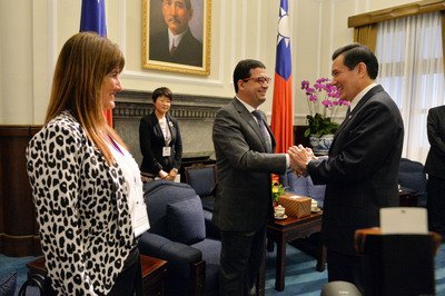 Tổng thống Mã Anh Cửu cảm ơn Paraguay đã ủng hộ hiệp định đề xướng hòa bình đông hải.