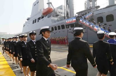 Bàn giao tàu hậu cần Quân hạm Bàn Thạch, Bộ trưởng Bộ quốc phòng : Mang ý nghĩa vượt thời đại.