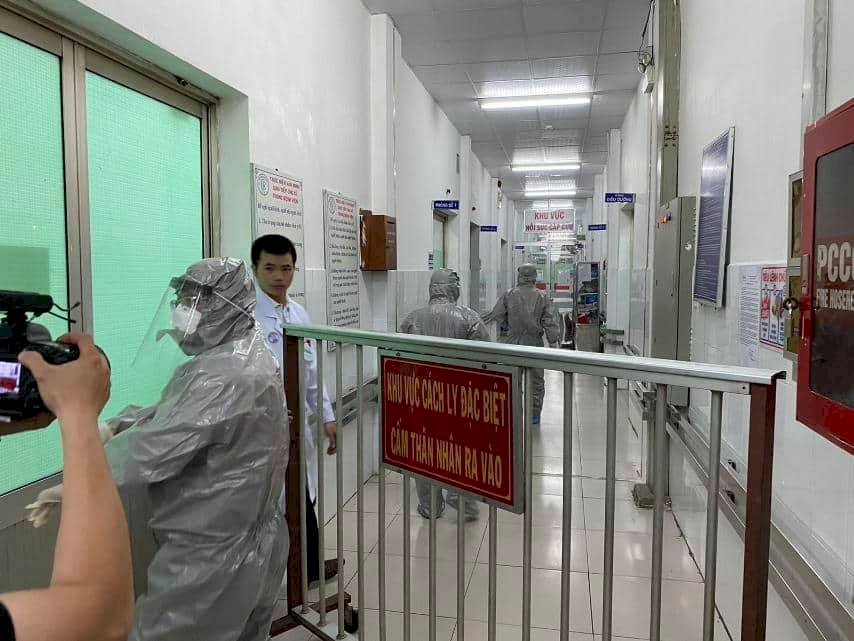 Phòng chống dịch viêm phổi COVID-19, Việt Nam tạm dừng nhập cảnh đối với người nước ngoài từ Anh và các nước thuộc khối Schengen