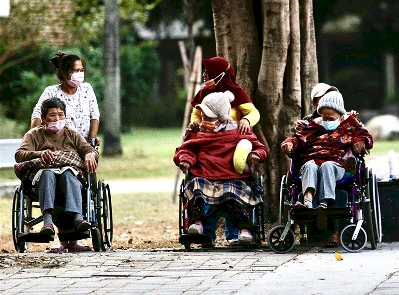 Tái mở cửa tiếp nhận lao động Philippines, Bộ Lao động: sẽ trình lên Trung tâm chỉ đạo sau khi hoàn tất hồ sơ