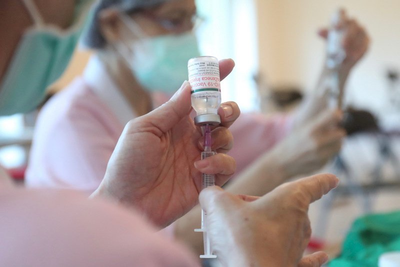 Gia quyến người phụ nữ trên 50 tuổi tử vong sau khi tiêm vaccine AZ ngừa Covid-19 được nhận tiền cứu trợ 6 triệu Đài tệ