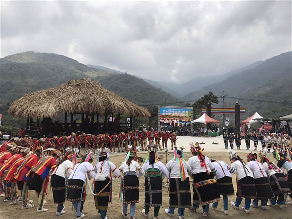 Lễ tế Thánh Bối (Miatungusu) của tộc người Hla'alua Đài Loan