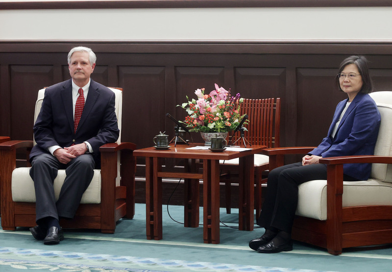 Tổng thống Thái Anh Văn tiếp Nghị sĩ Thượng Viện Mỹ thăm Đài Loan