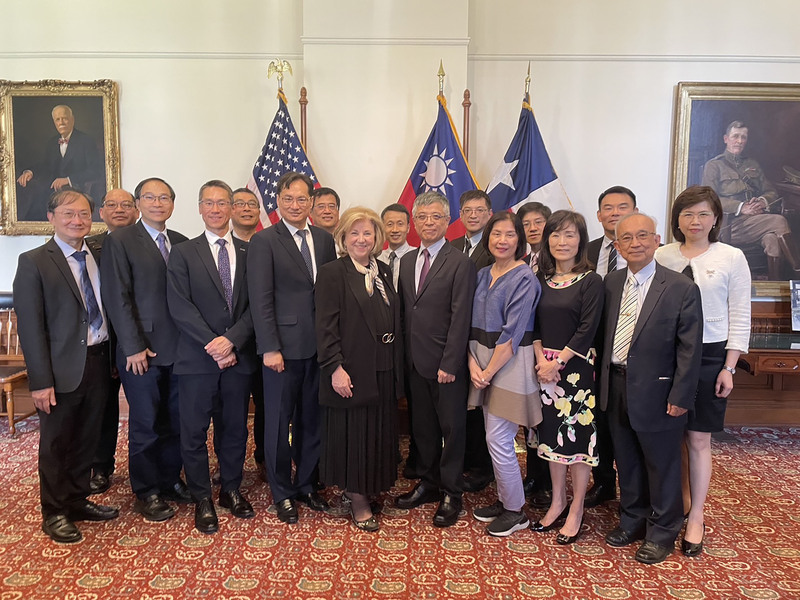 Diễn đàn hợp tác giáo dục, đào tạo nhân tài ngành chất bán dẫn giữa Đài Loan và bang Texas - Mỹ