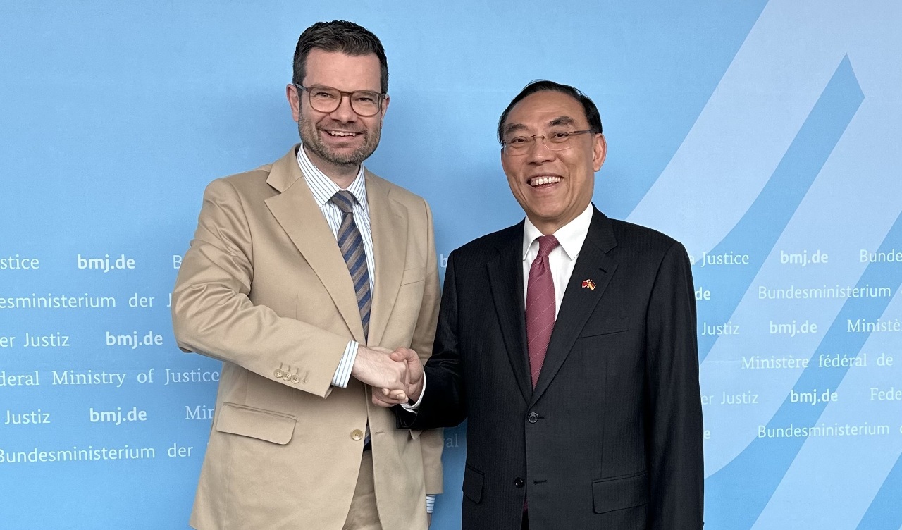 Đánh dấu cột mốc quan trọng trong quan hệ giữa hai nước, Bộ trưởng Bộ Tư pháp Đức lần đầu gặp gỡ Bộ trưởng Bộ Pháp vụ Đài Loan