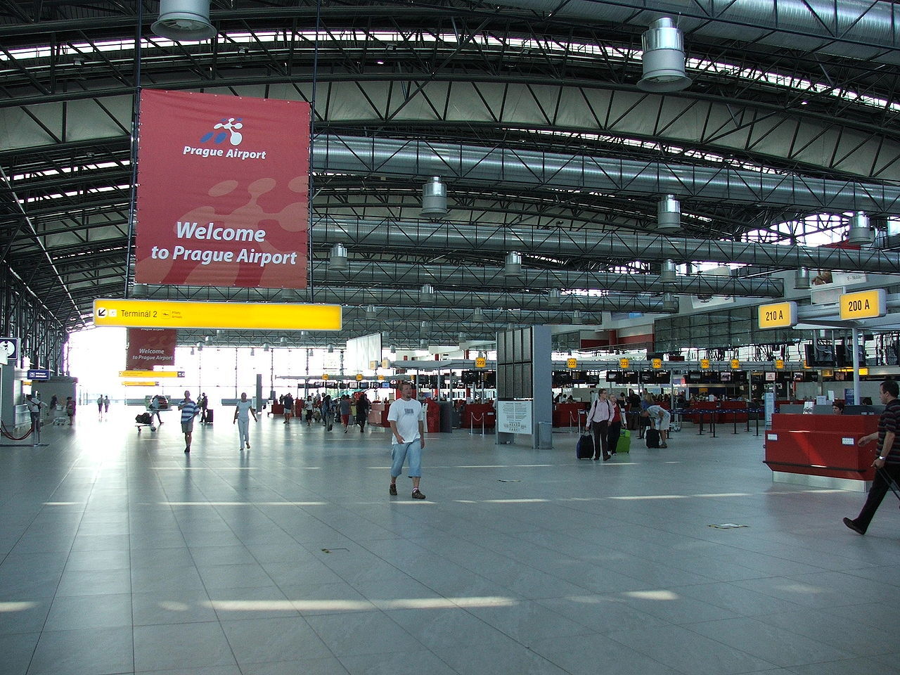 Từ ngày 30/7, du khách Đài Loan được phép sử dụng hệ thống thông quan tự động tại Sân bay Praha của Cộng hòa Séc