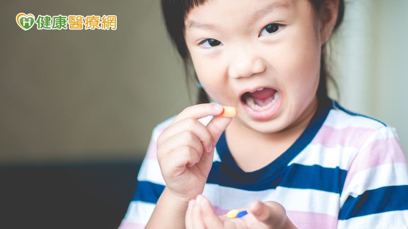 Cần chú ý đến việc sử dụng thuốc an toàn cho trẻ con