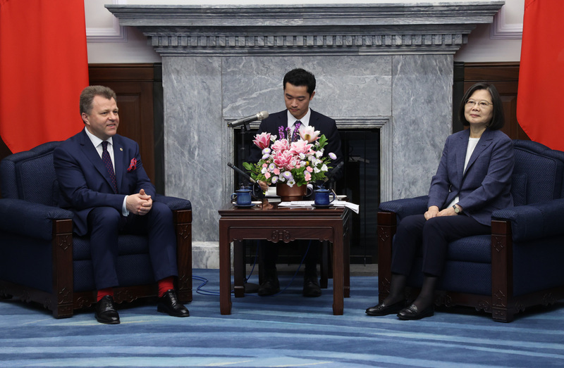 Tổng thống Thái Anh Văn tiếp phái đoàn Litva, hi vọng mặt trận dân chủ có thể góp sức cho thế giới