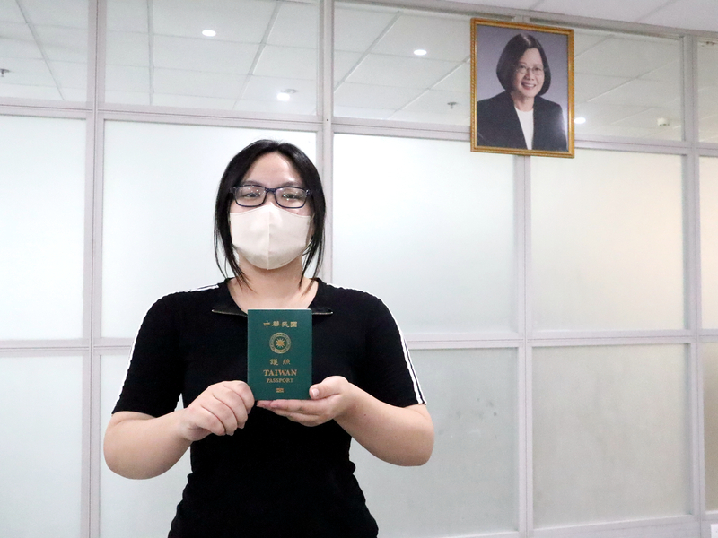 Con em tân di dân không có hộ tịch tại Việt Nam, quay về Đài Loan theo đuổi việc học sau 7 năm sống “ẩn tích”