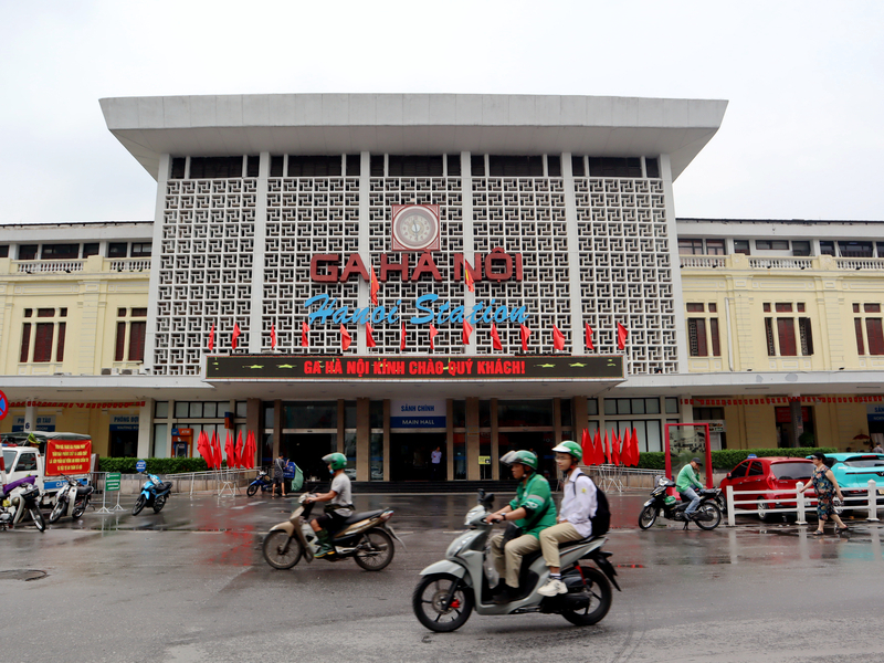 Việt Nam lên kế hoạch xây dựng tuyến đường sắt cao tốc Bắc - Nam, nhiều quốc gia mong muốn trở thành đối tác của dự án