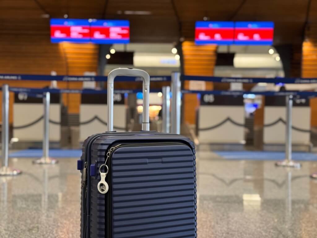 China Airlines kết hợp cùng Apple ra mắt dịch vụ theo dõi hành lý, giúp hành khách nhanh chóng tìm thấy hành lý bị chậm trễ hoặc thất lạc