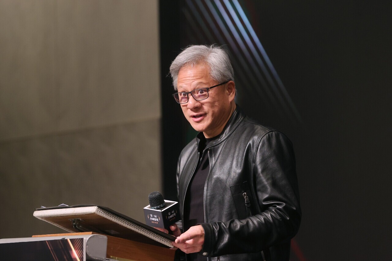Computex 2025 tập trung vào 3 chủ đề chính, giáo chủ AI Jensen Huang sẽ là nhân vật chính của triển lãm Computex 2025 tập trung vào 3 chủ đề chính, giáo chủ AI Jensen Huang sẽ là nhân vật chính của triển lãm